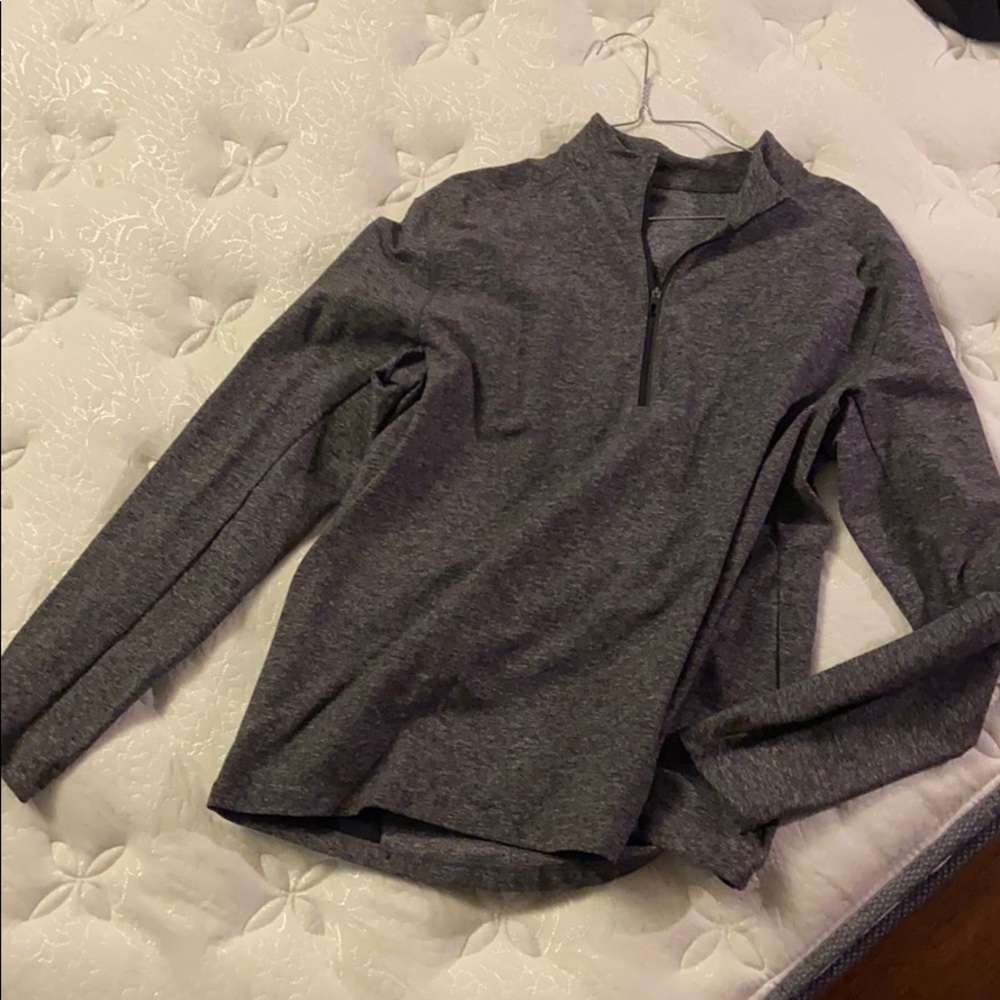 Lululemon  quarterzip